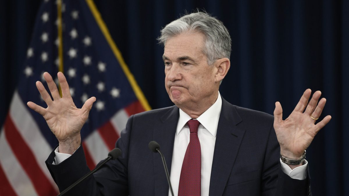 Federal Reserve Chairman Jerome Powell says Washington should do everything it can to help Americans hurt by the coronavirus.